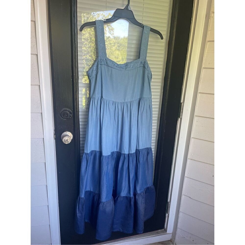 Kate Spade Broome Street Chambrey Midi Dress XL Blue Smocked Tiered Flowy - Picture 11 of 11